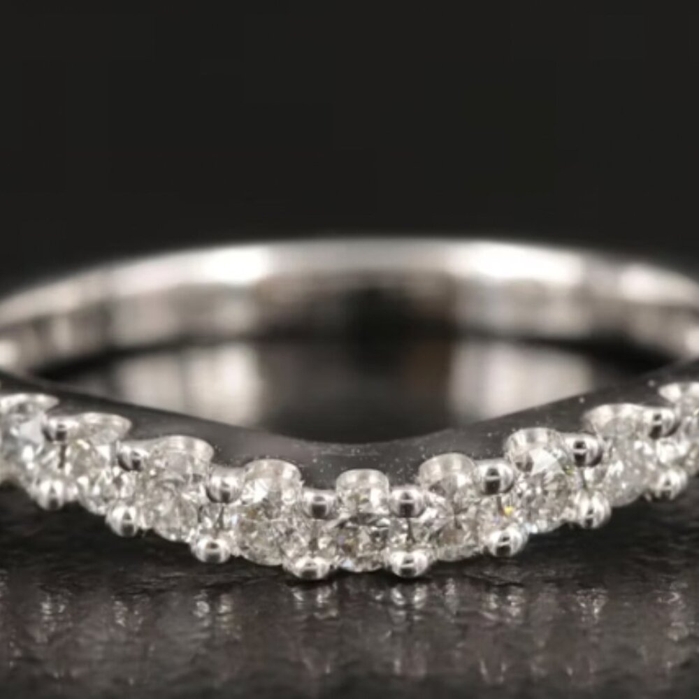 14K 0.40 CTW Diamond Contour Band